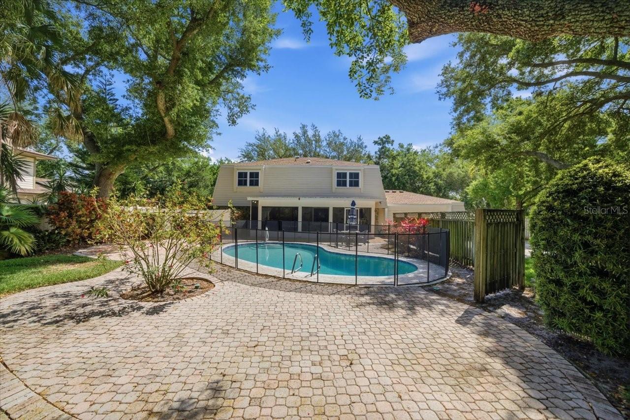 13305 GOLF CREST CIR