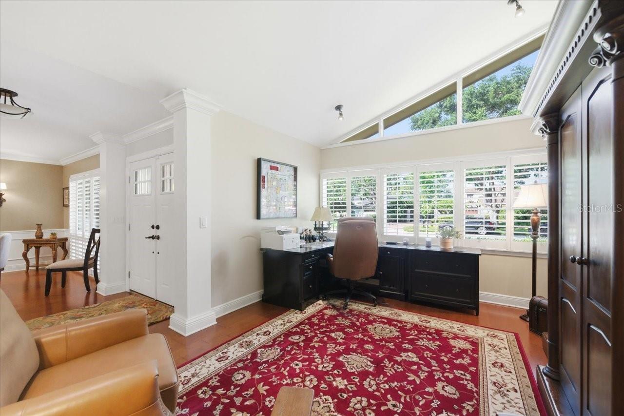 4014 CARROLLWOOD VILLAGE DR