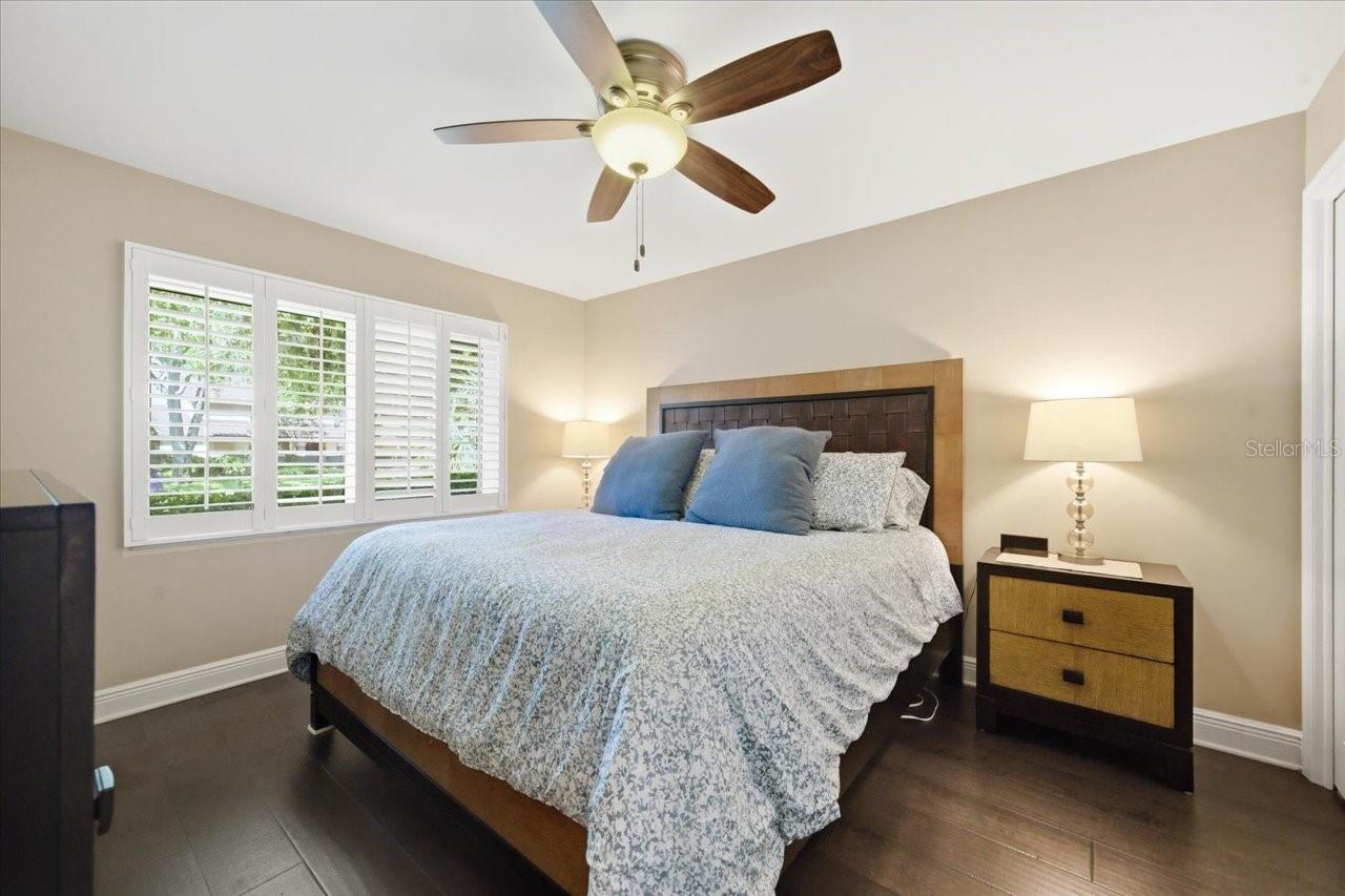 4014 CARROLLWOOD VILLAGE DR