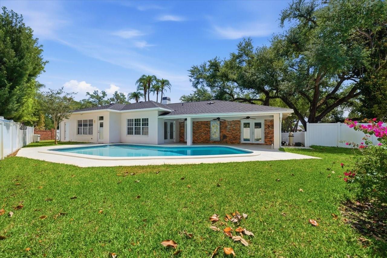 3042 SAMARA DR
