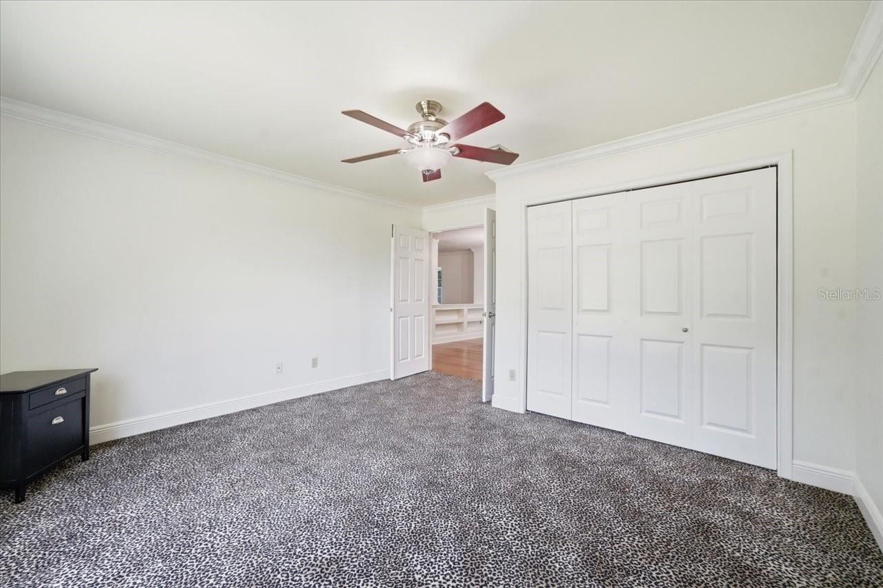 3042 SAMARA DR