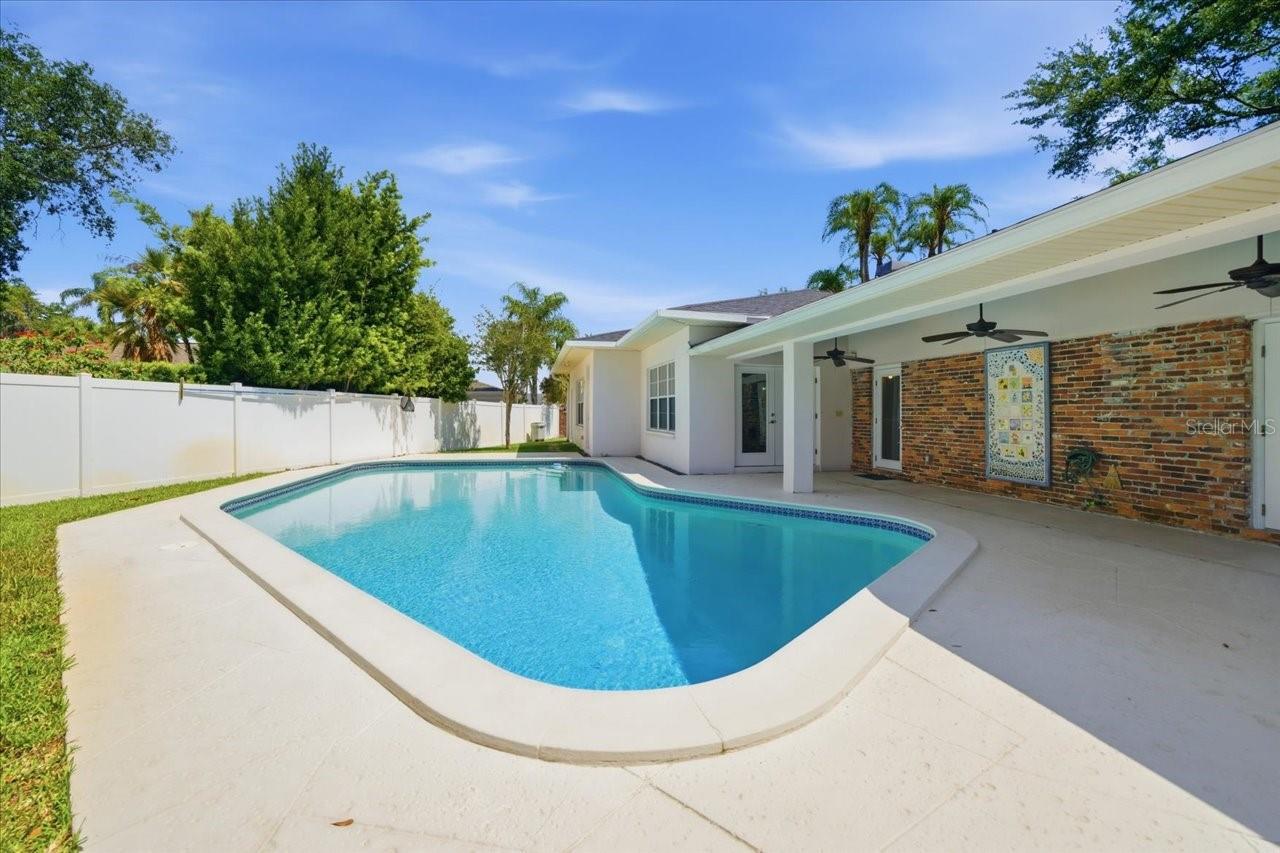 3042 SAMARA DR