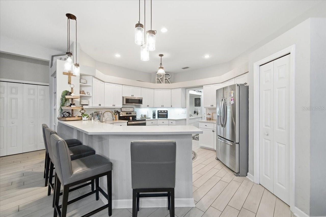 16109 BELLE MEADE BLVD