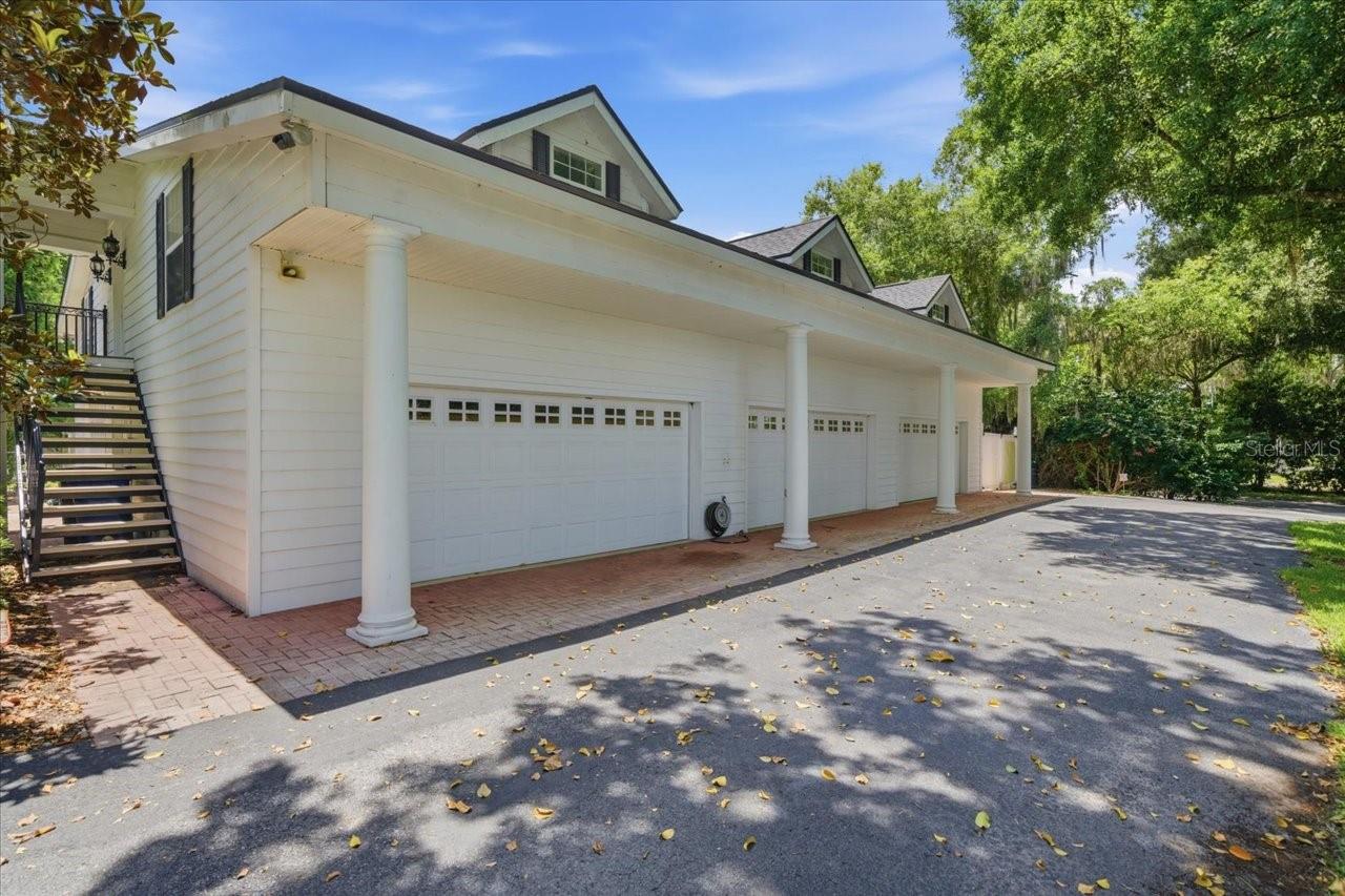 15612 HOWELL PARK LN