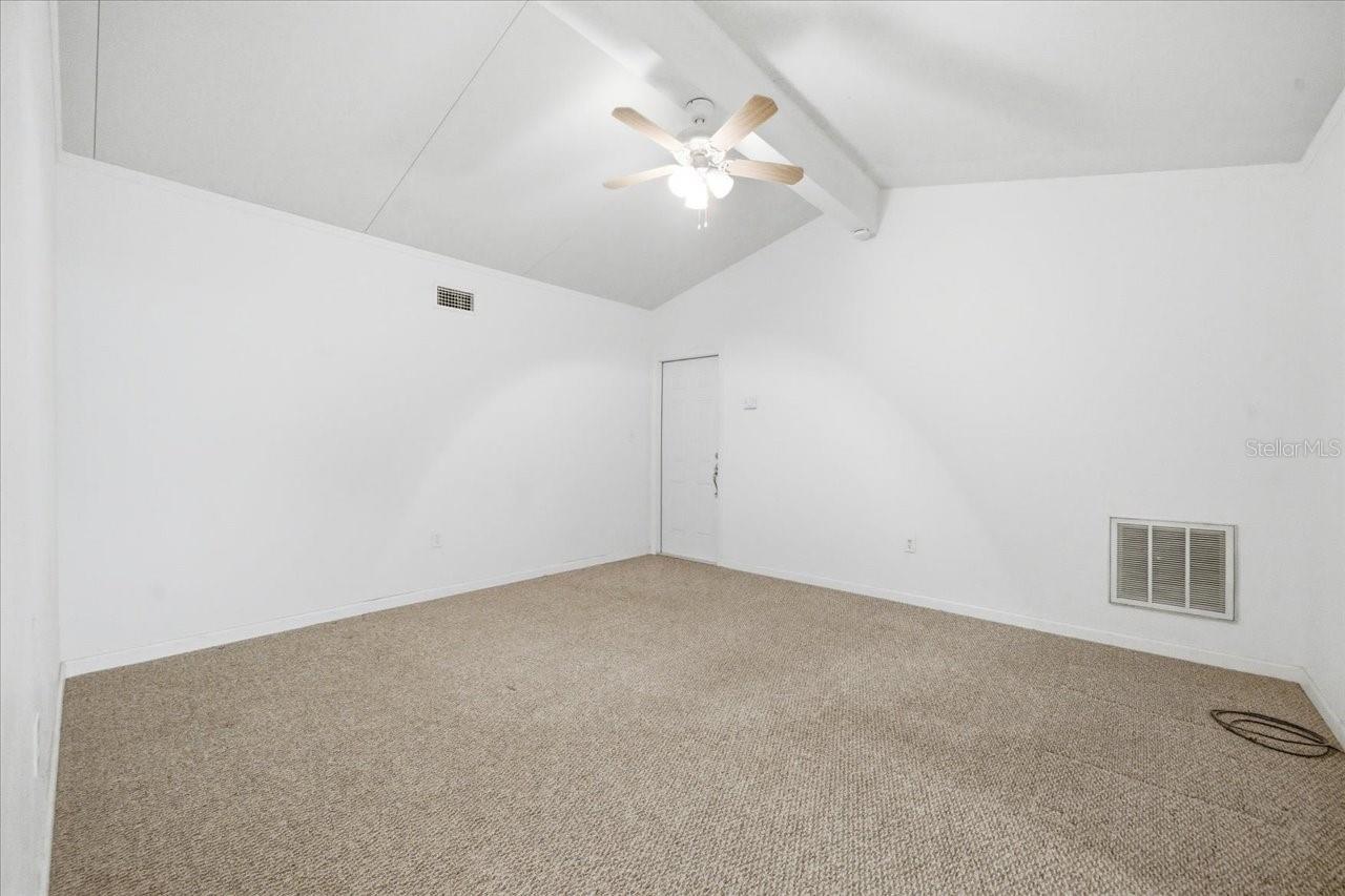 15612 HOWELL PARK LN