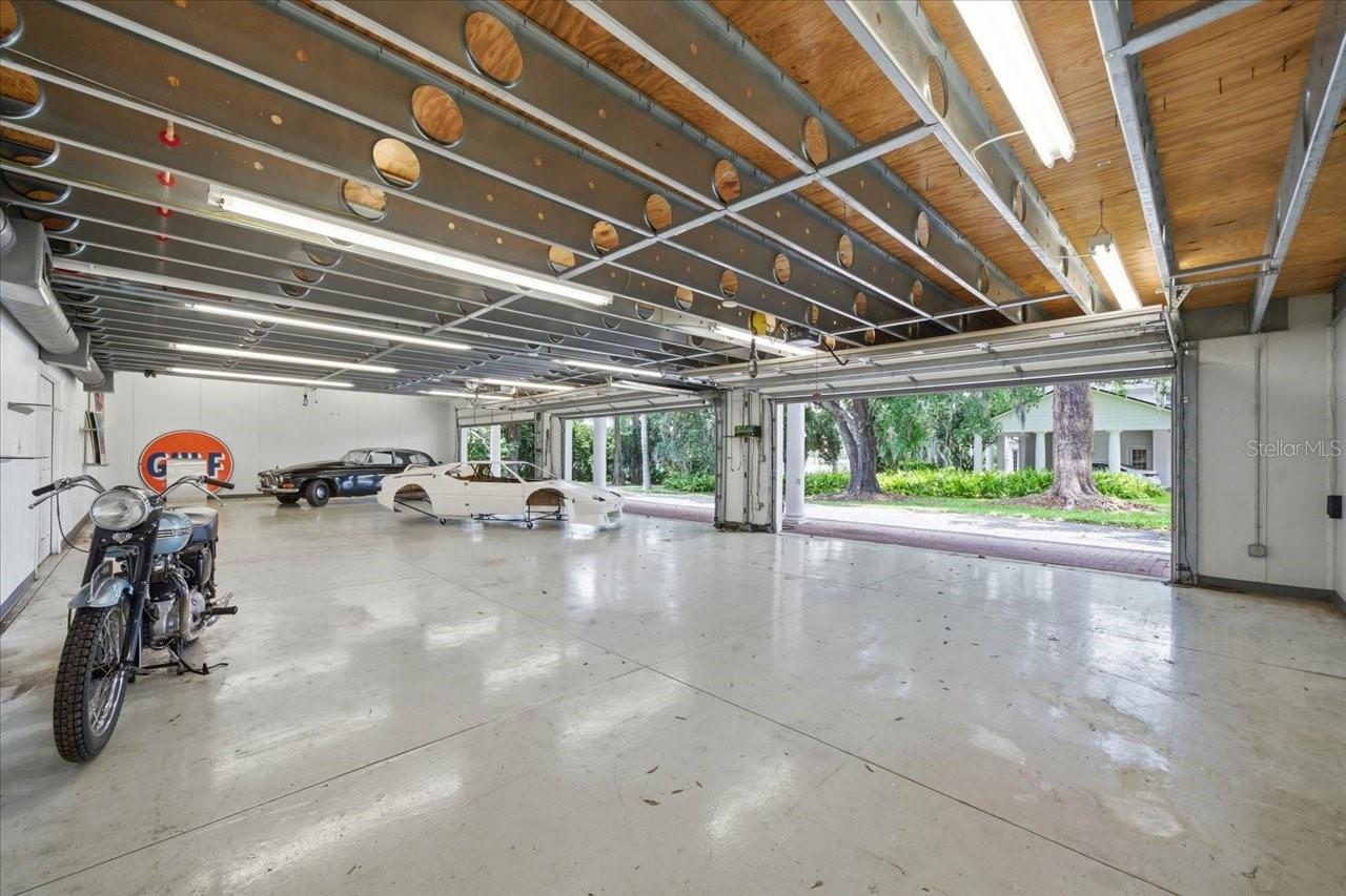 15612 HOWELL PARK LN