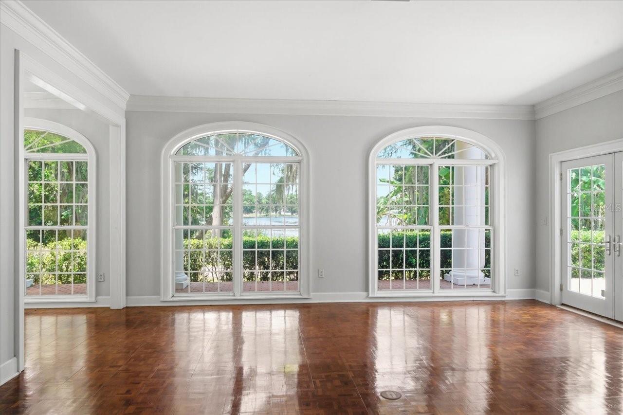 15612 HOWELL PARK LN
