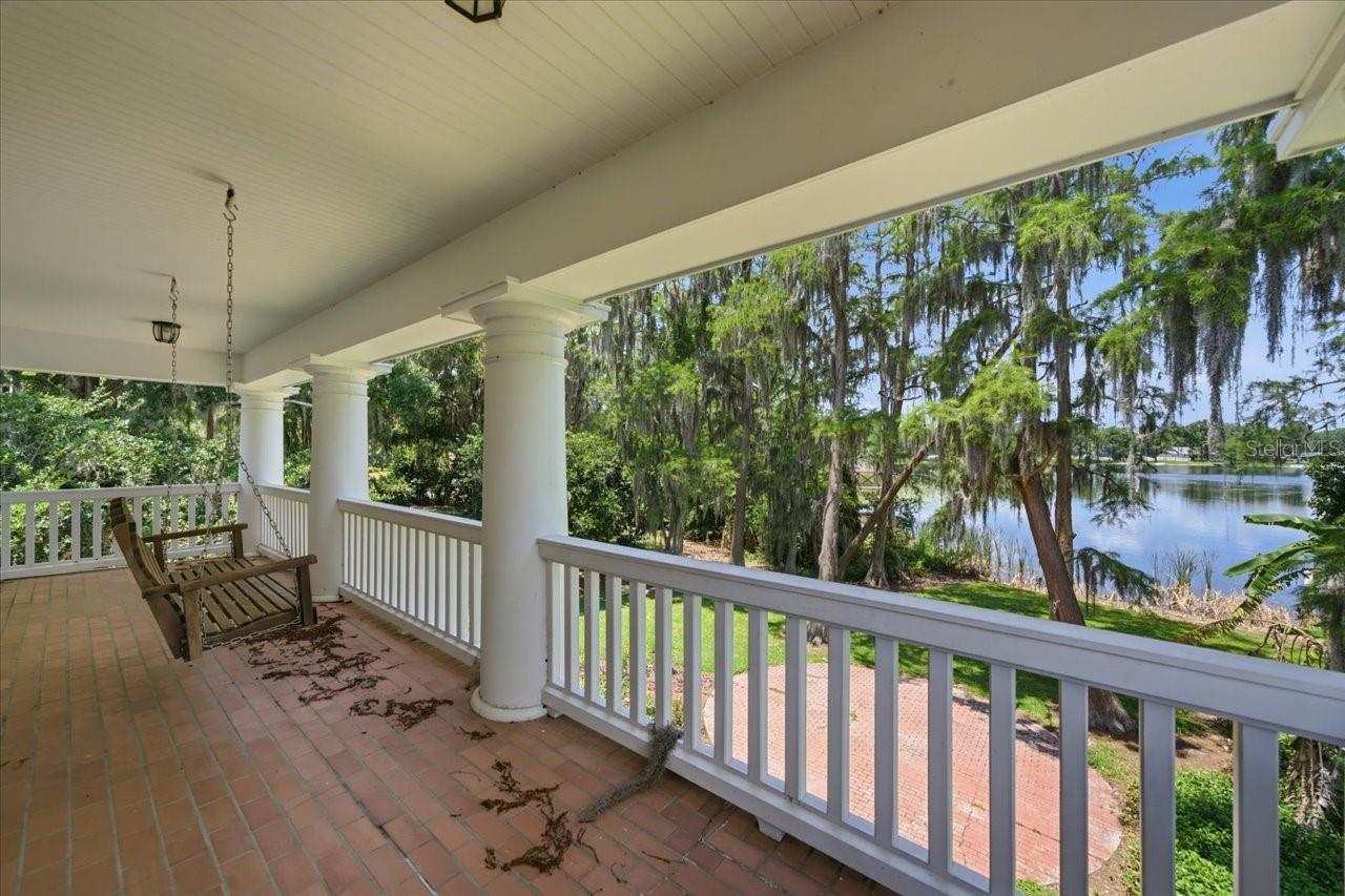 15612 HOWELL PARK LN