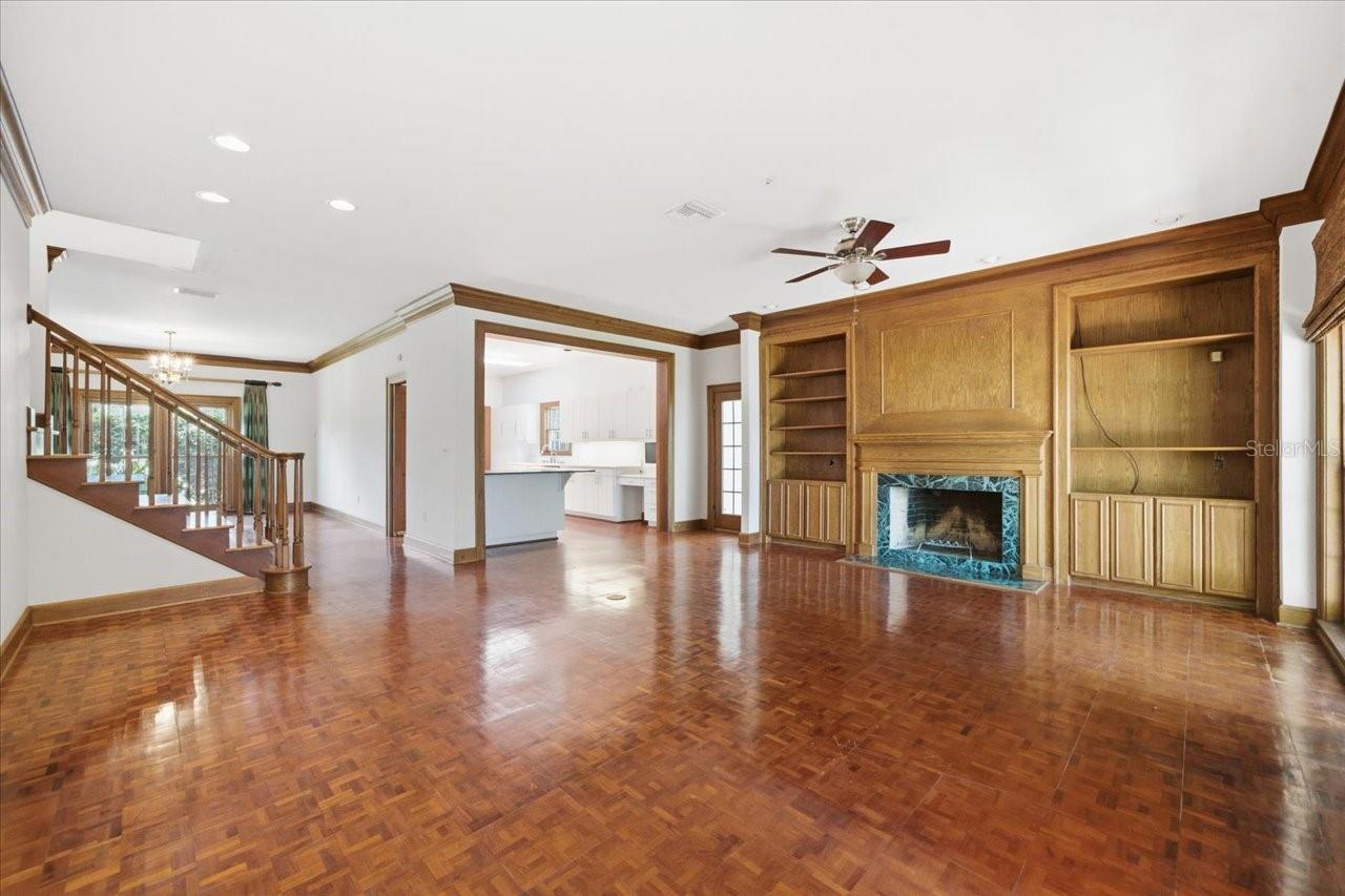 15612 HOWELL PARK LN