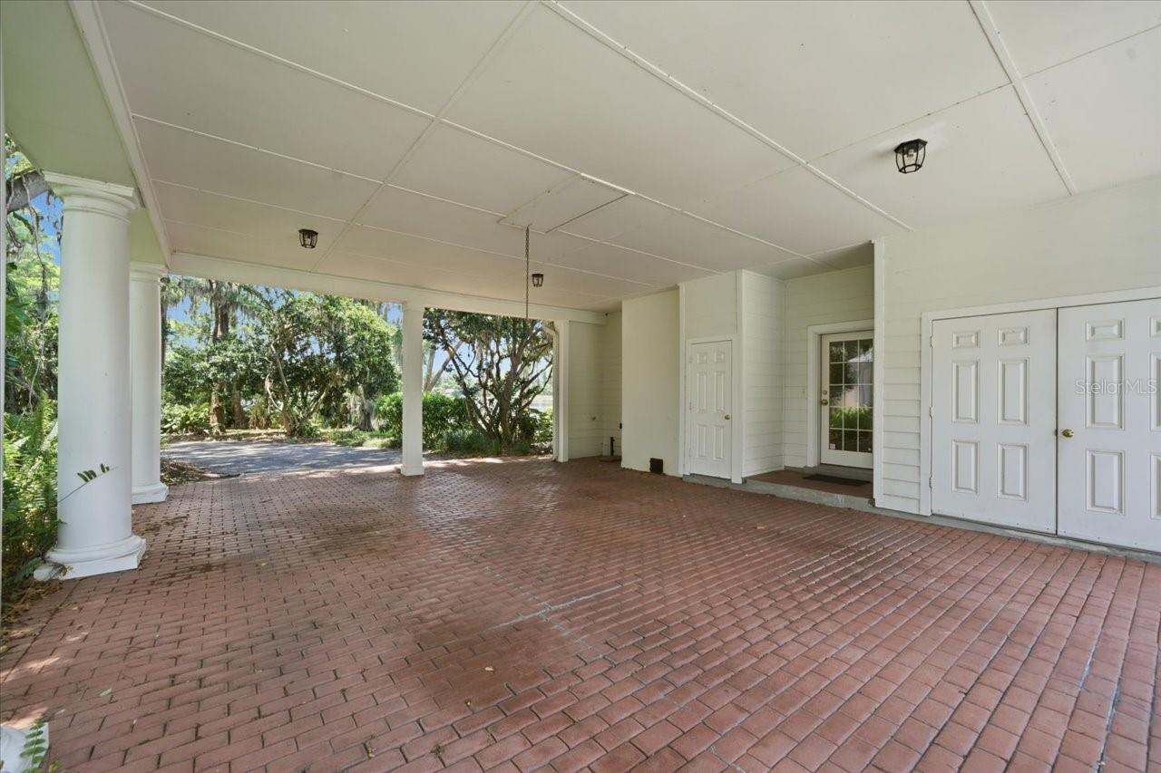 15612 HOWELL PARK LN