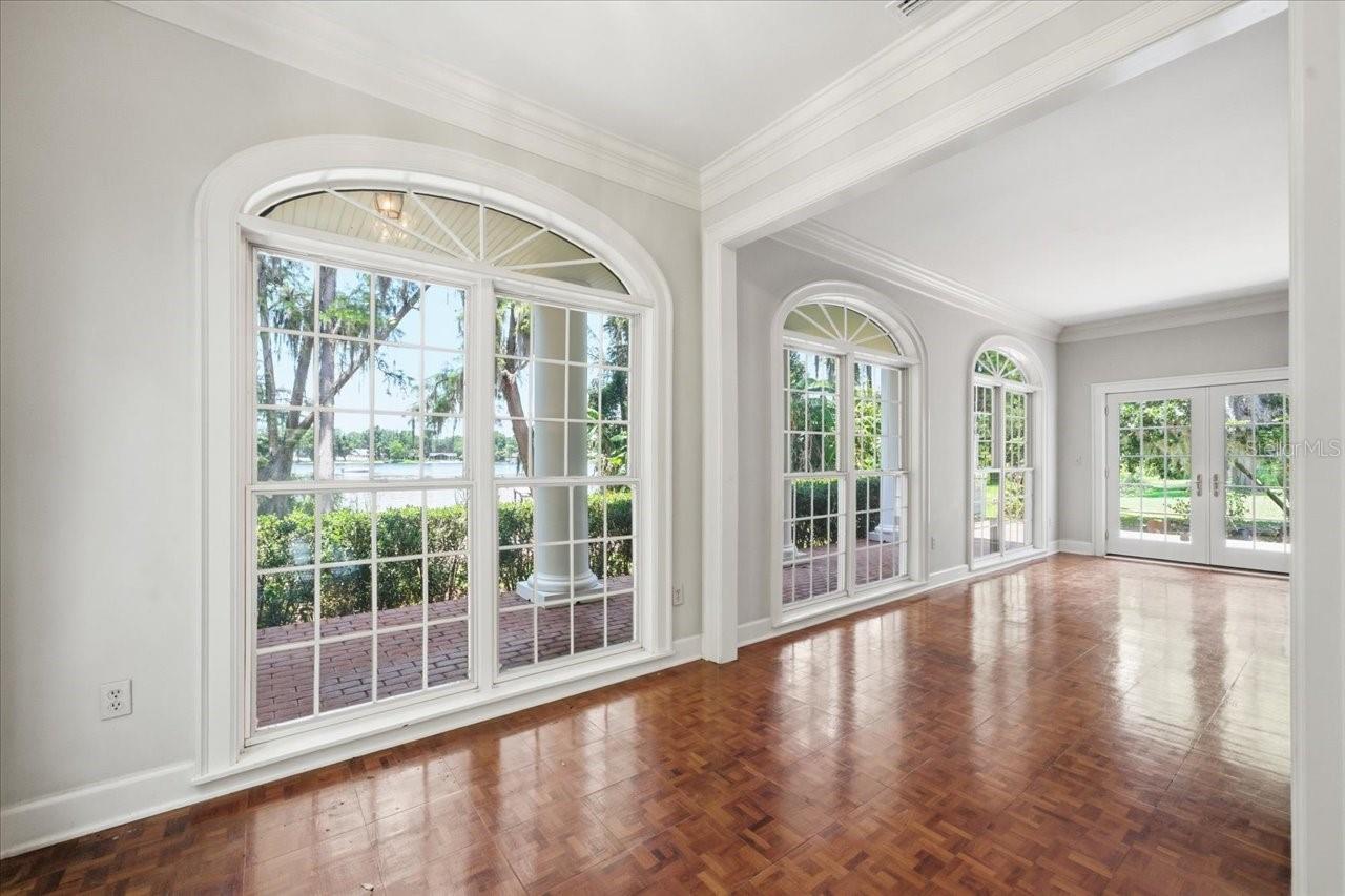 15612 HOWELL PARK LN