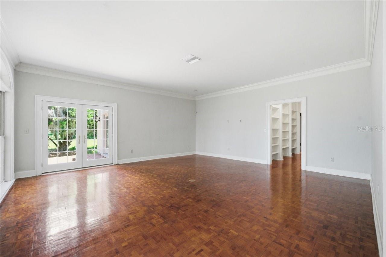 15612 HOWELL PARK LN