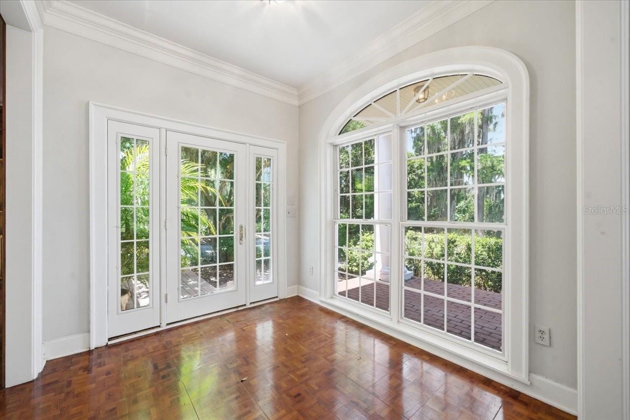 15612 HOWELL PARK LN