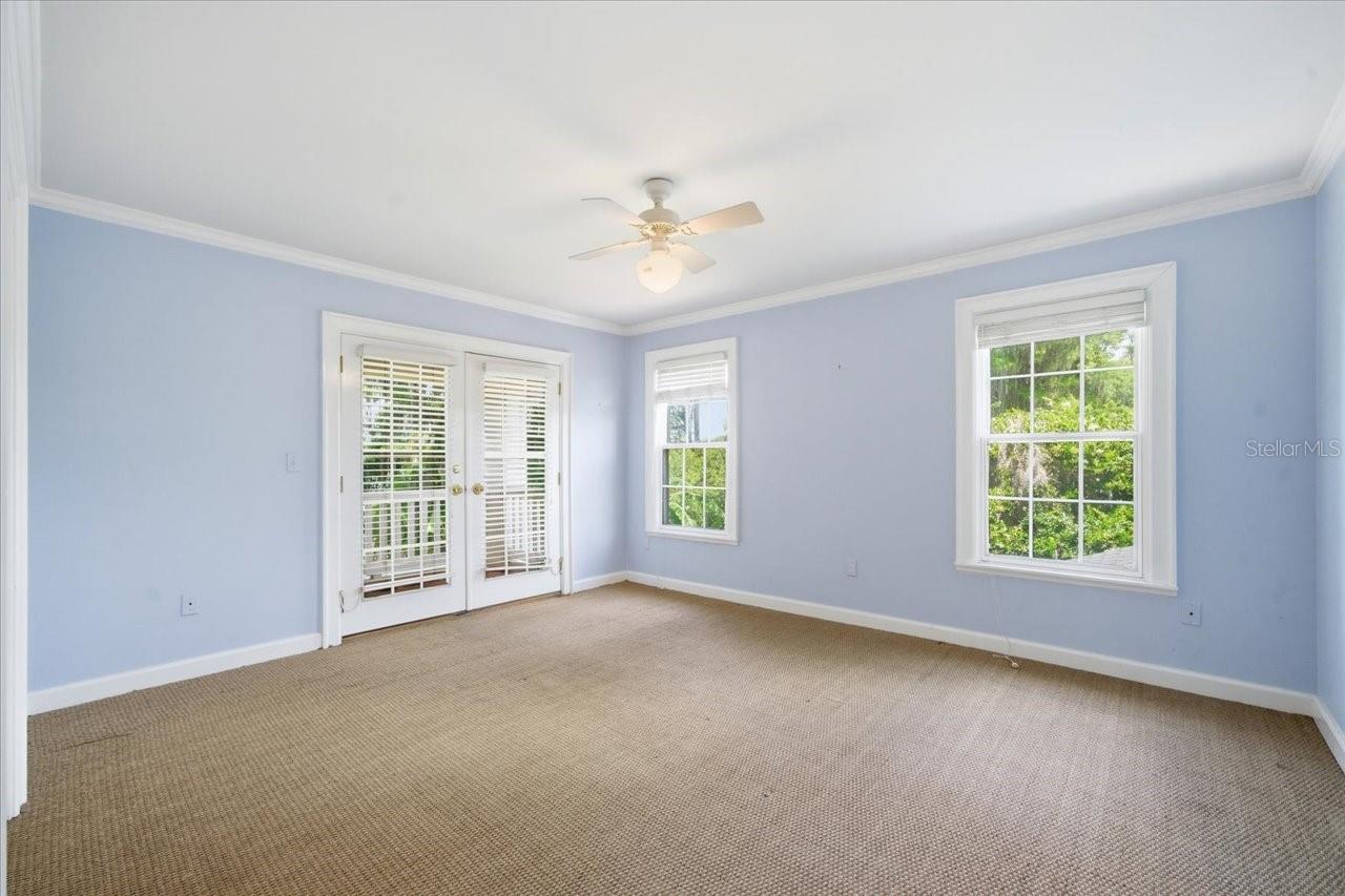 15612 HOWELL PARK LN