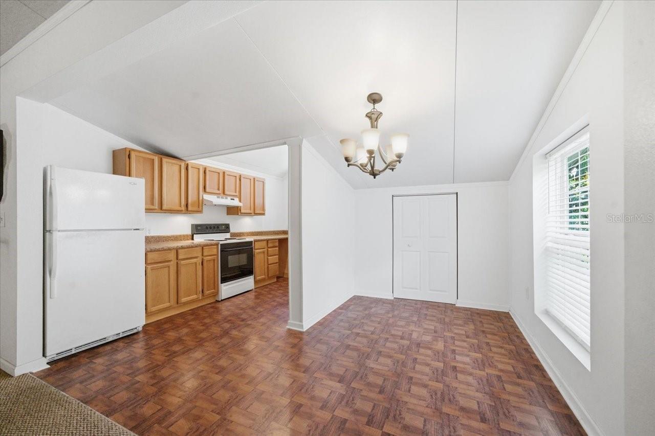 15612 HOWELL PARK LN