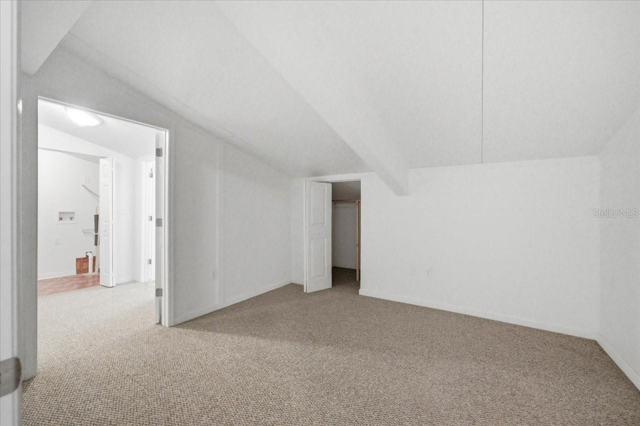 15612 HOWELL PARK LN