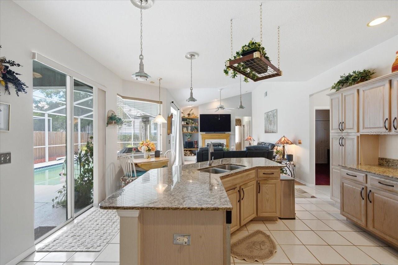 3702 CYPRESS MEADOWS RD
