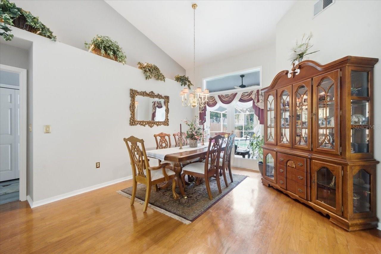 3702 CYPRESS MEADOWS RD
