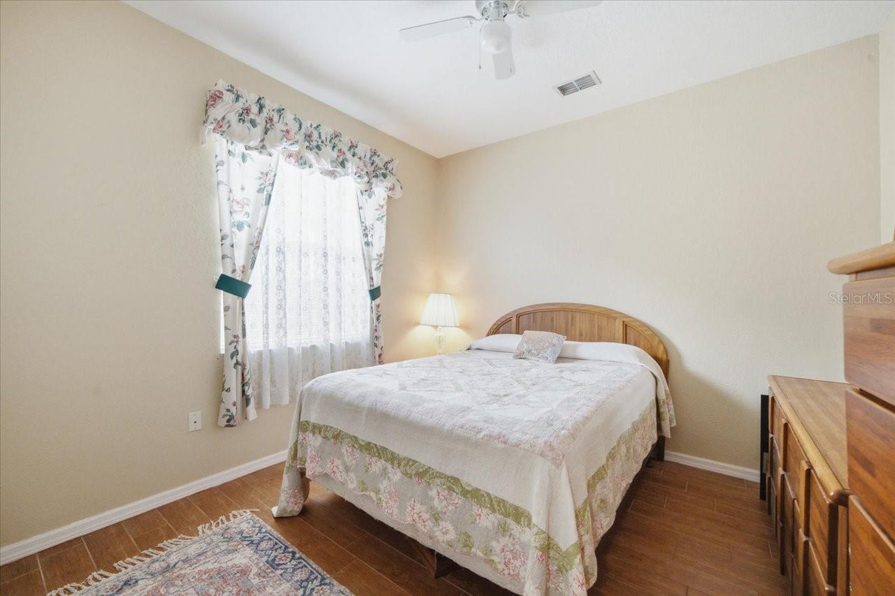 3702 CYPRESS MEADOWS RD