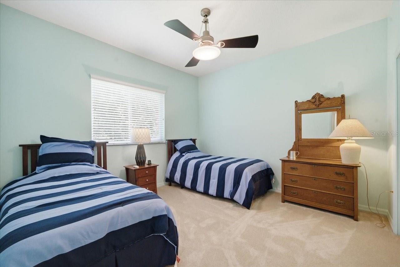 418 PINE BLUFF DR