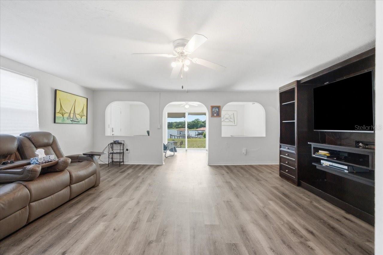 12002 WATERSIDE CT