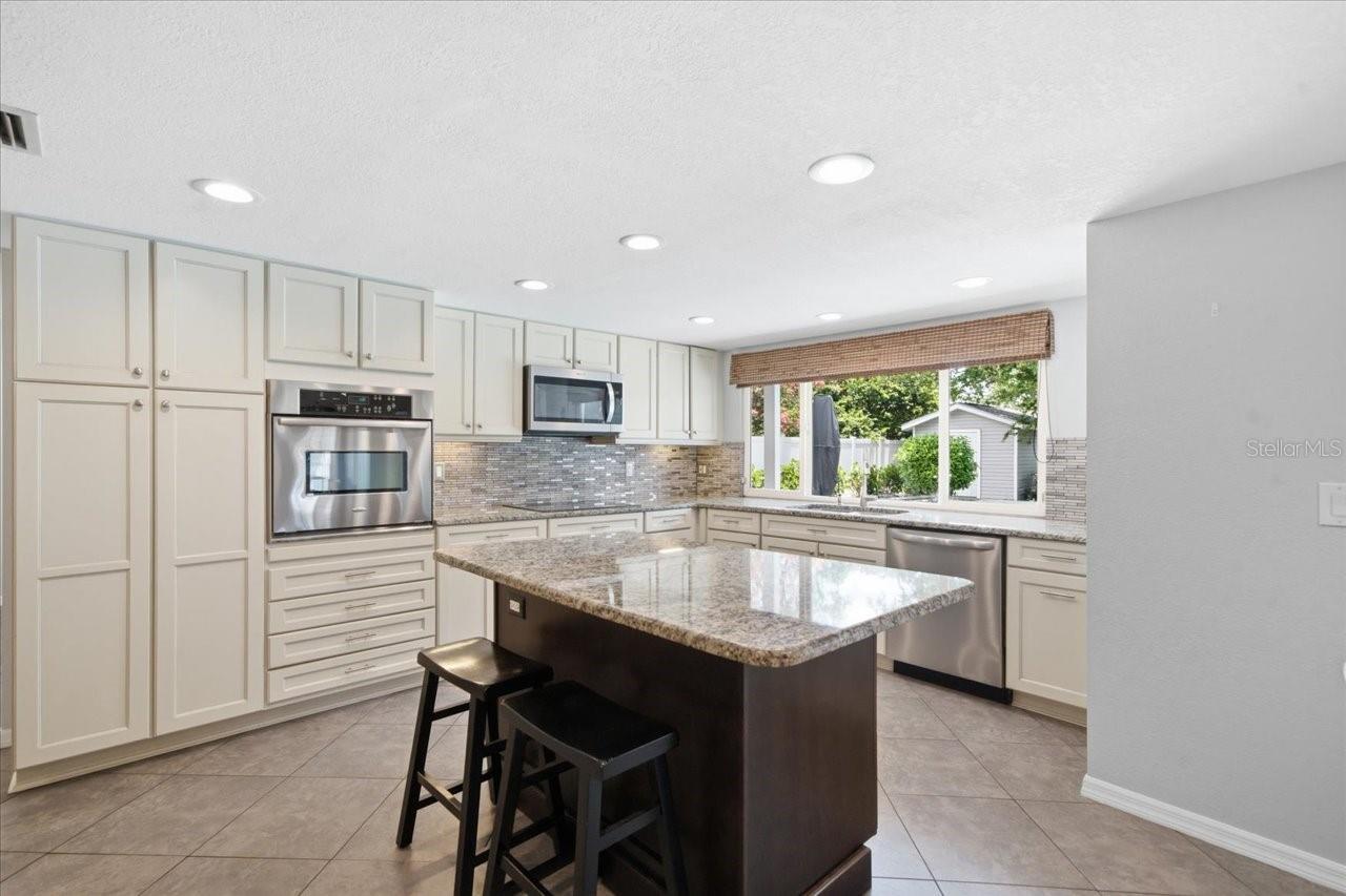 13101 BURNES LAKE DR
