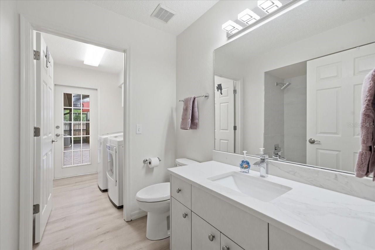 15114 LAUREL COVE CIR