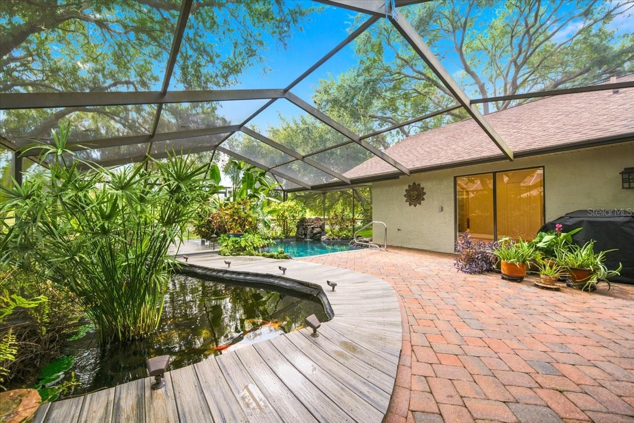 15114 LAUREL COVE CIR