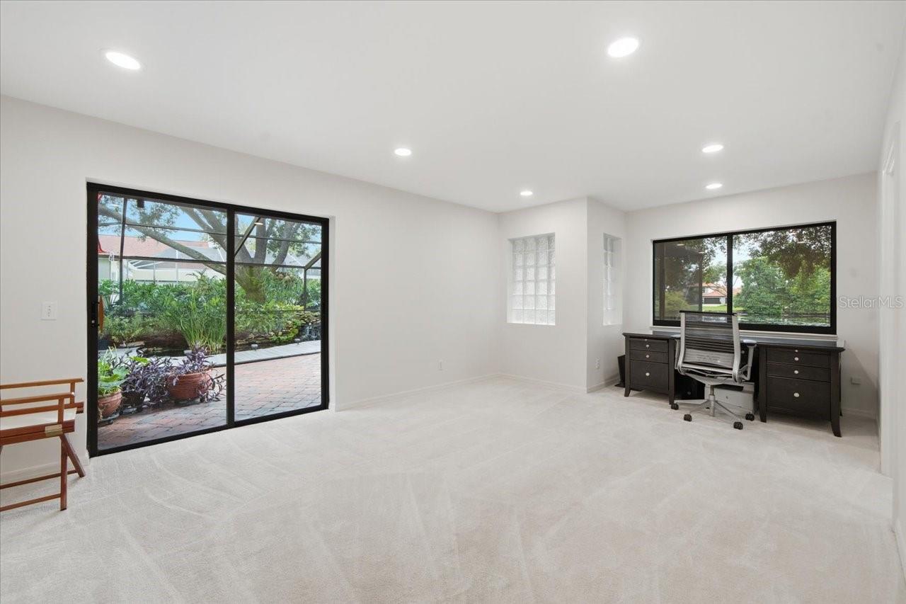 15114 LAUREL COVE CIR