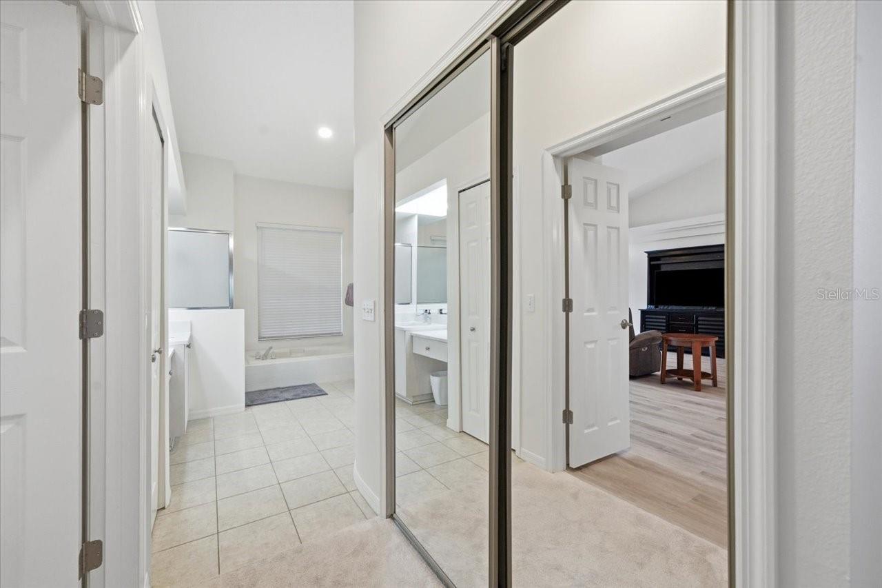 15114 LAUREL COVE CIR