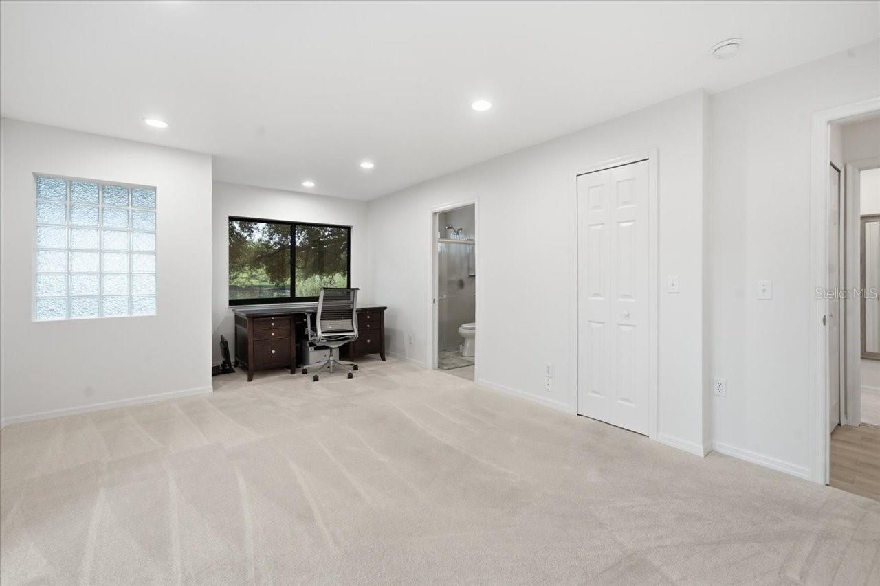 15114 LAUREL COVE CIR