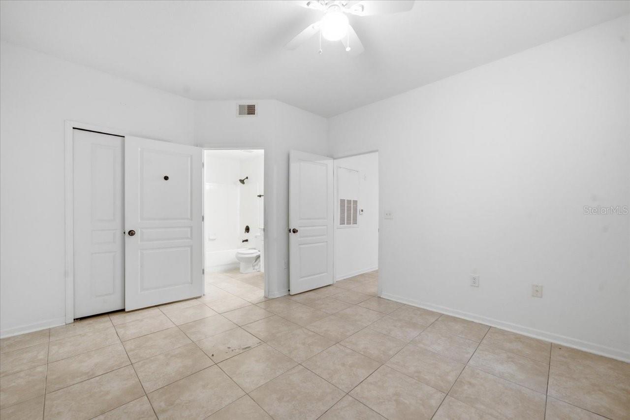 17104 CARRINGTON PARK DR #516