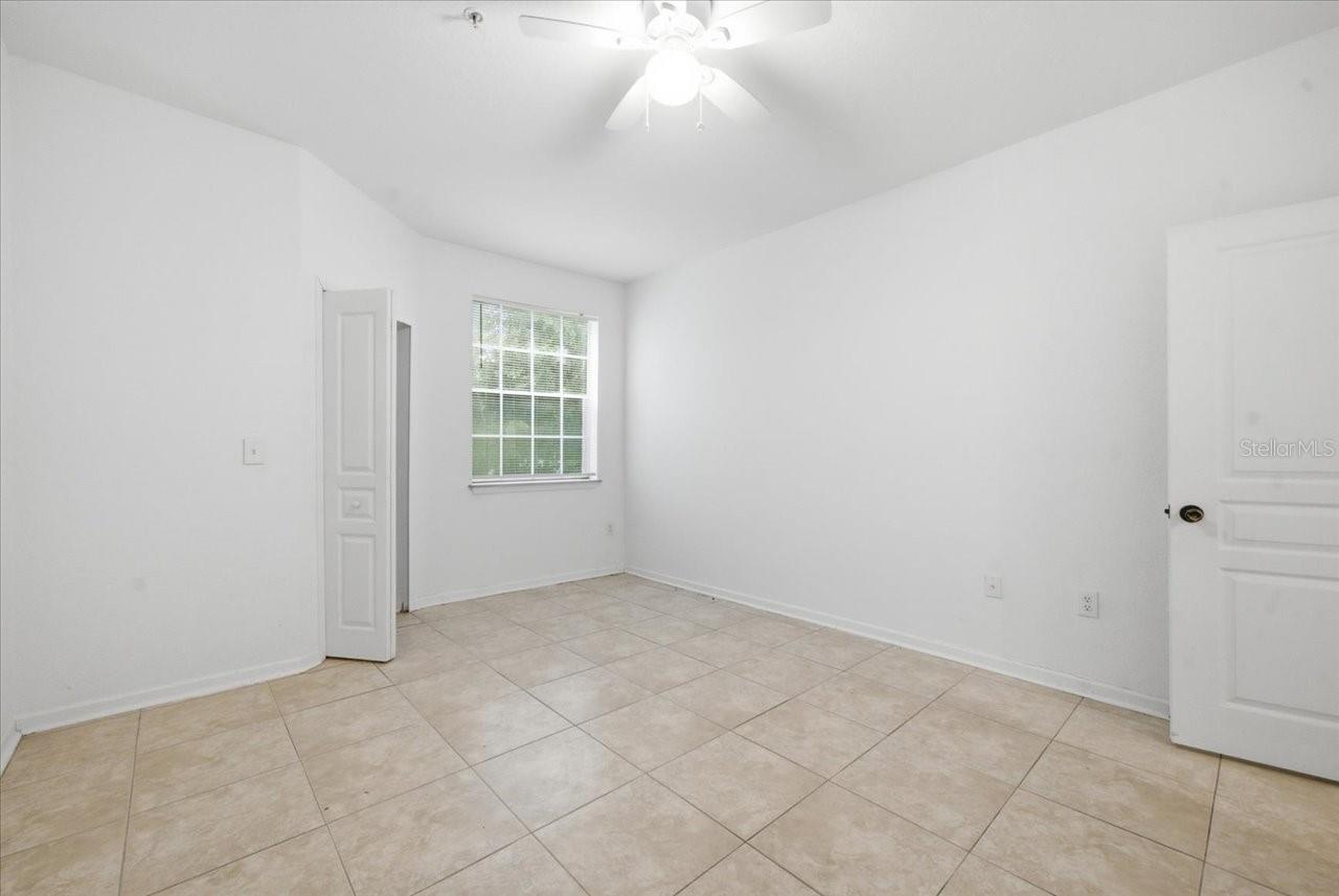 17104 CARRINGTON PARK DR #516