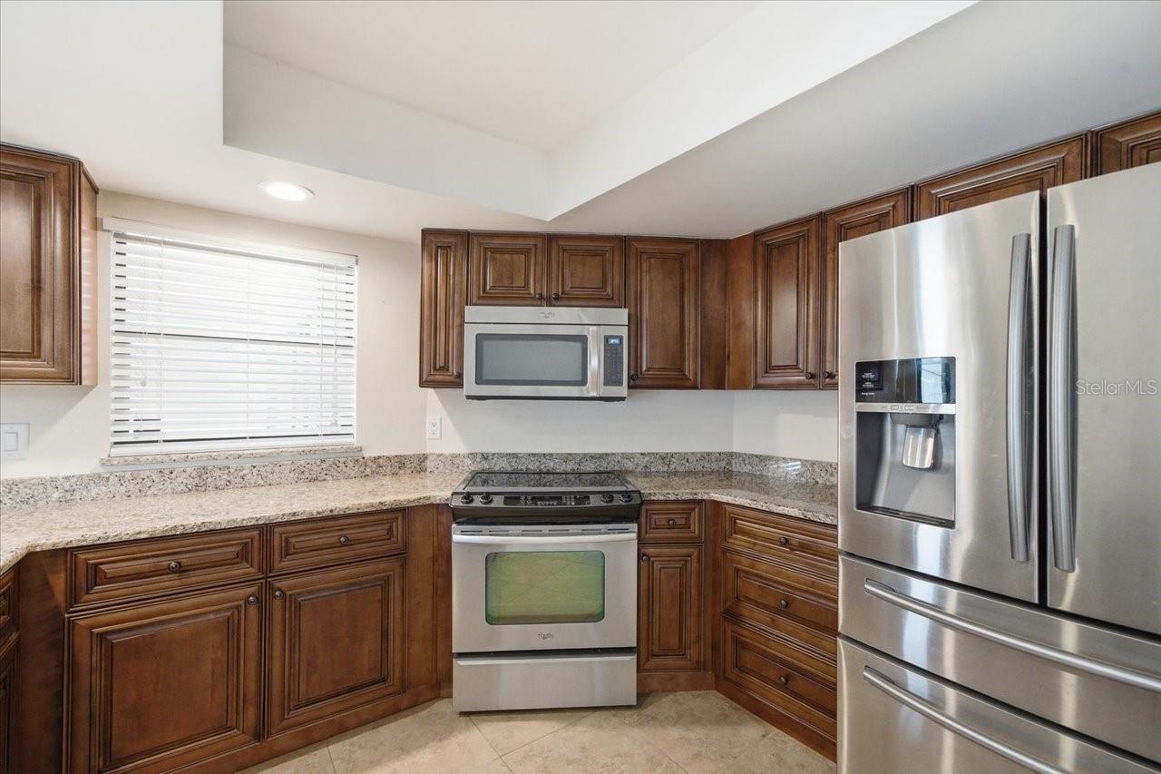 14105 KNOTTINGSLEY PL