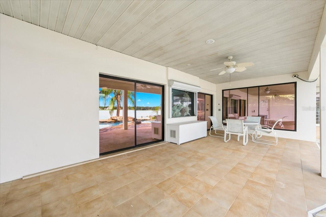 11609 CARROLLWOOD DR