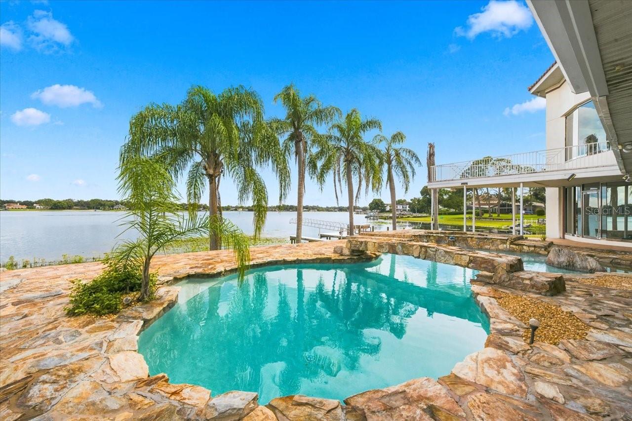 11609 CARROLLWOOD DR