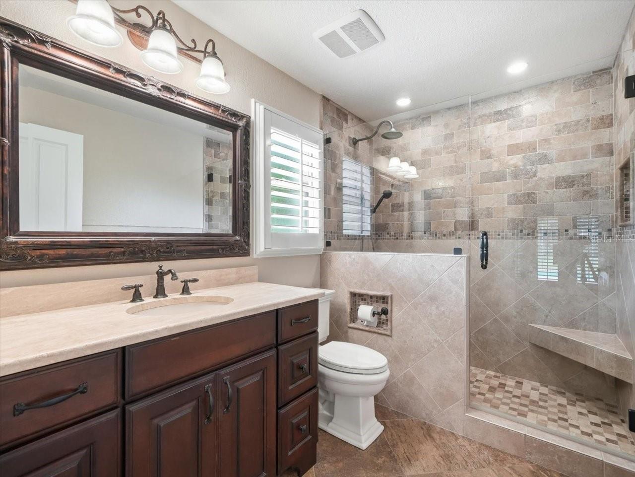 13903 MIDDLE PARK DR