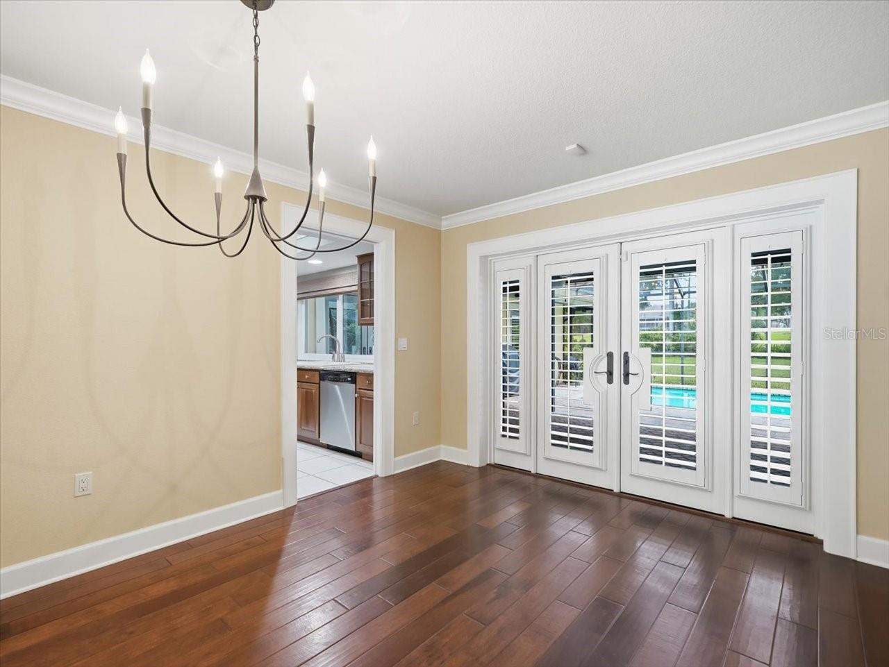 13903 MIDDLE PARK DR