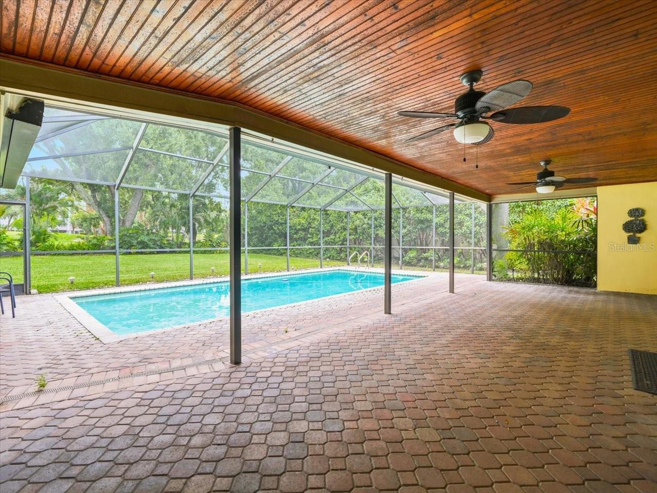 13903 MIDDLE PARK DR