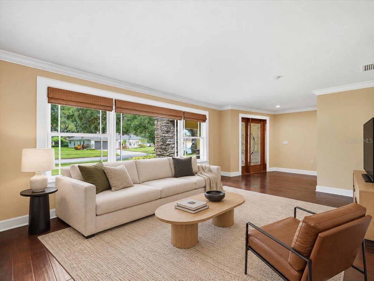13903 MIDDLE PARK DR
