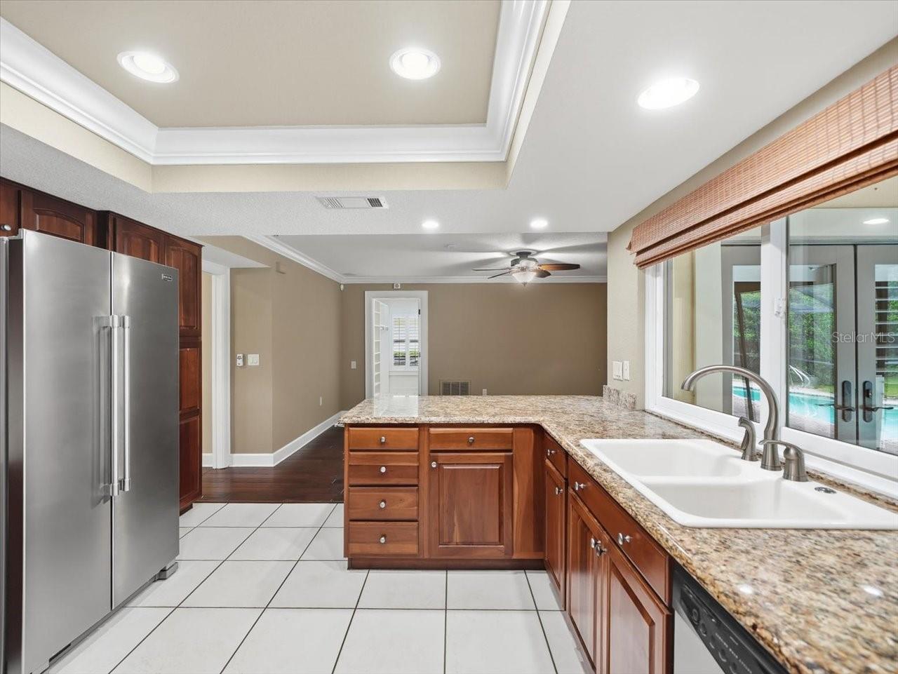 13903 MIDDLE PARK DR