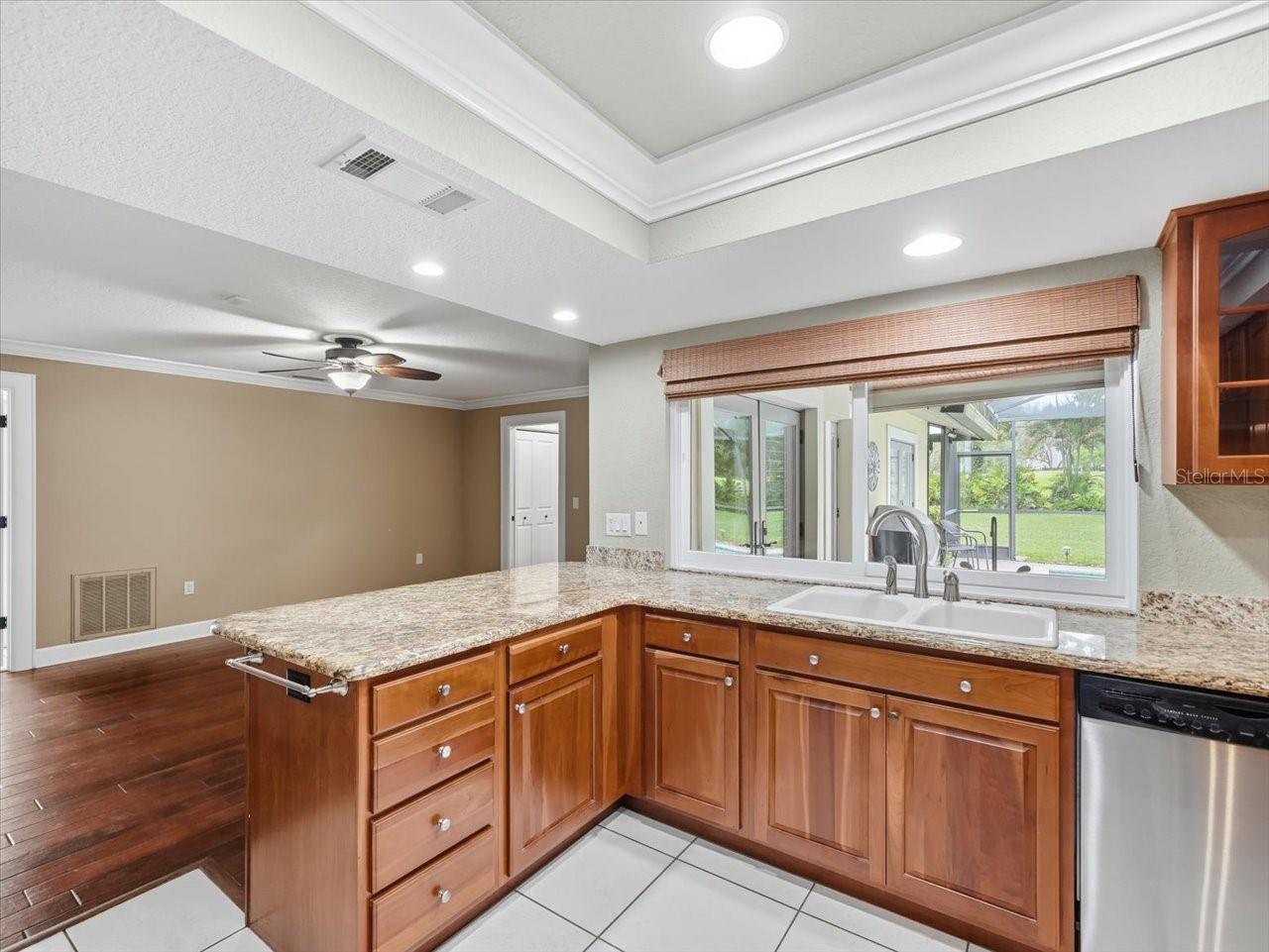 13903 MIDDLE PARK DR