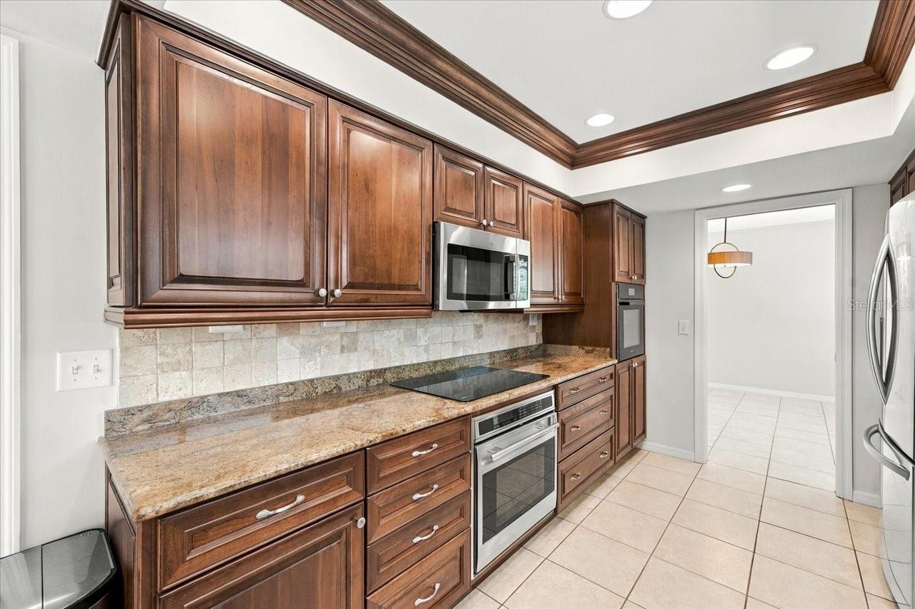 4110 CARROLLWOOD VILLAGE DR