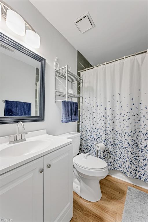 2428 Hillsboro QUAY