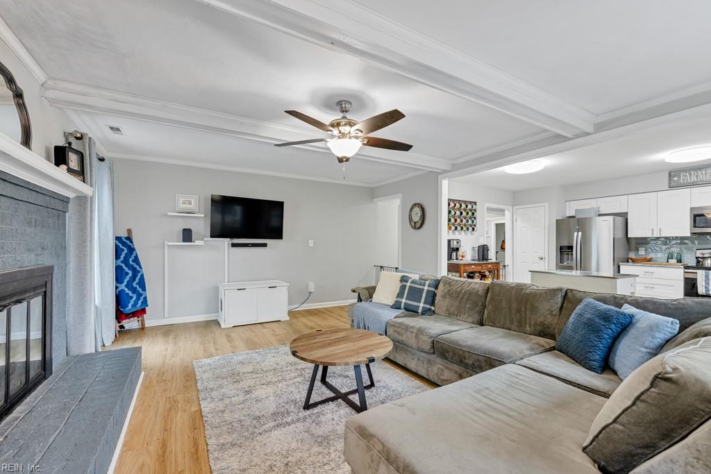 2428 Hillsboro QUAY