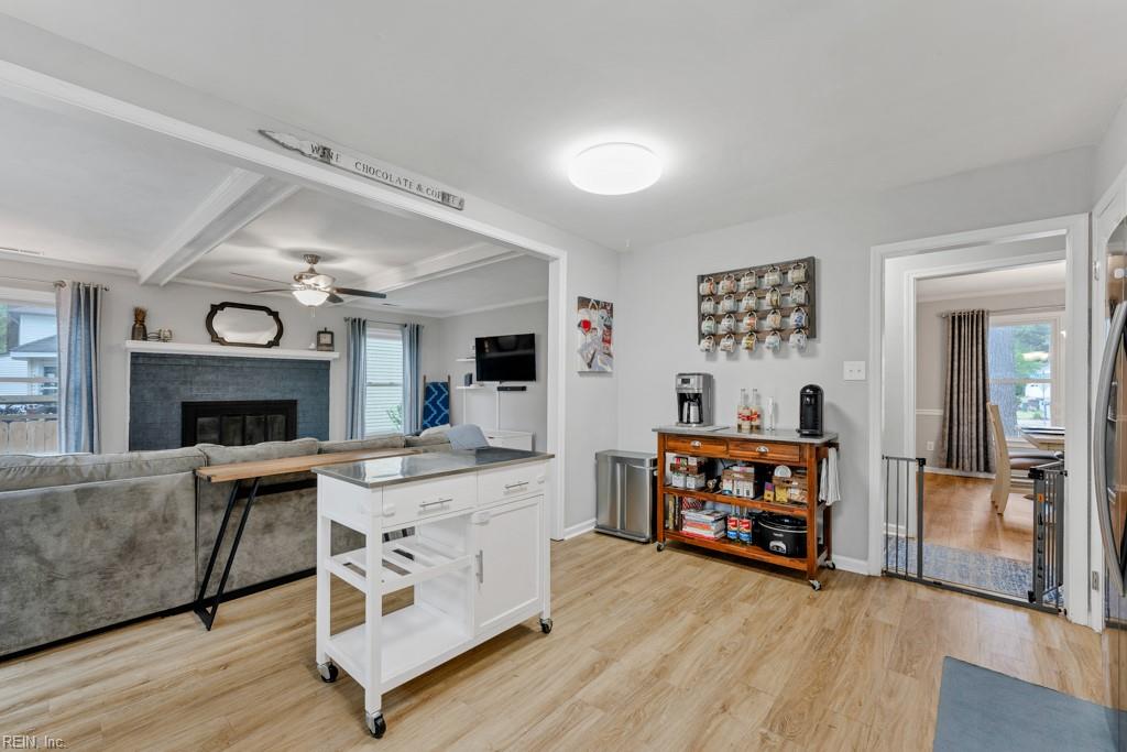 2428 Hillsboro QUAY
