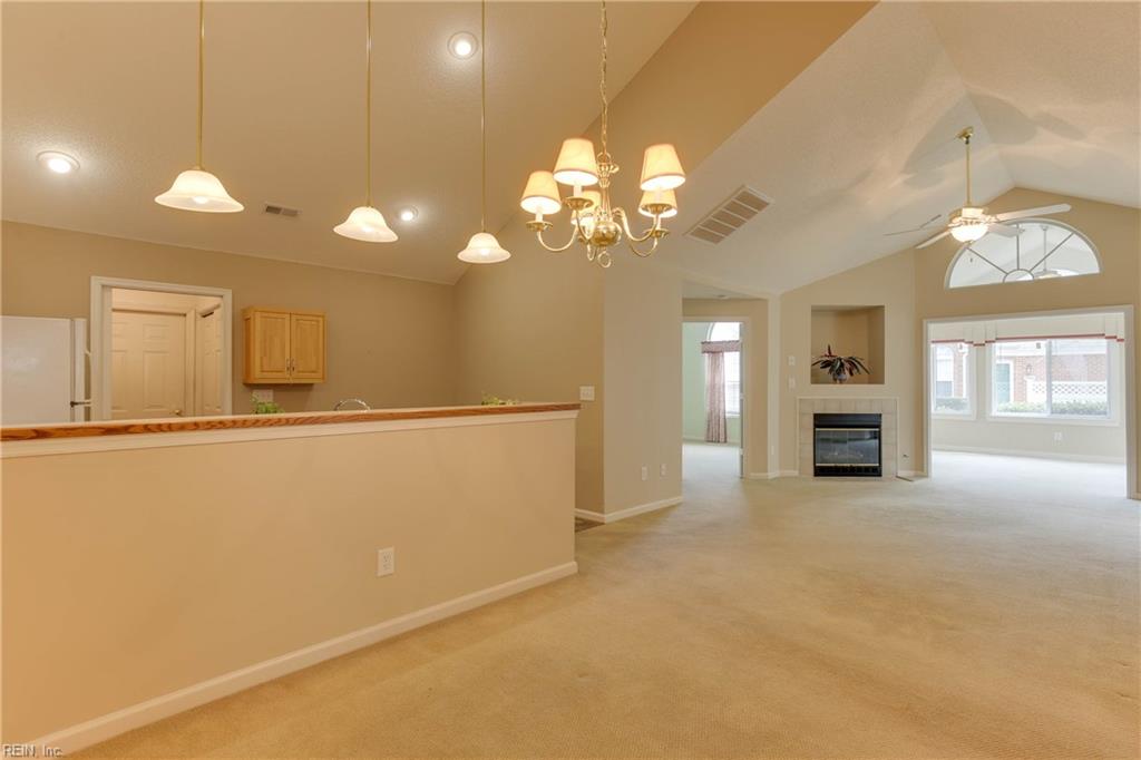 222 Rainbrook WAY
