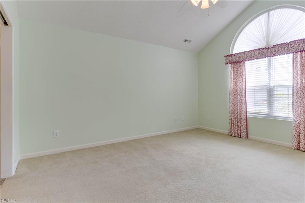 222 Rainbrook WAY