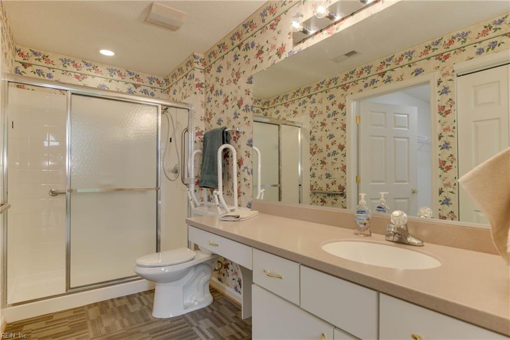 222 Rainbrook WAY