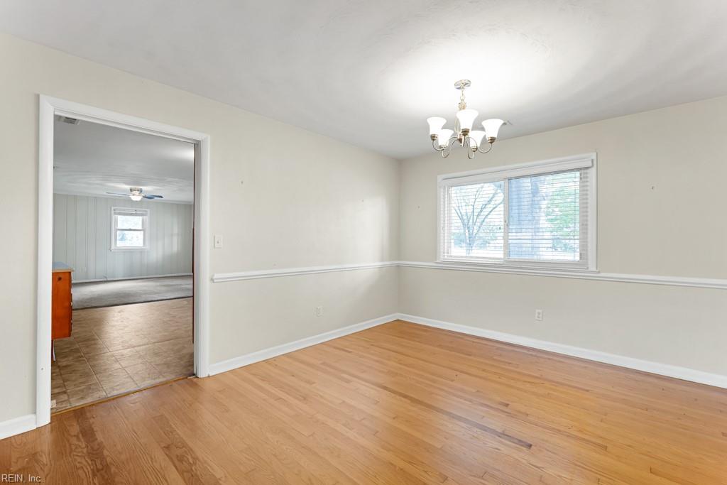 109 Lindsey AVE